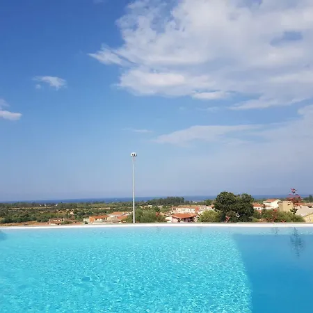 Cavour - Doppelhaushälfte Villa Budoni