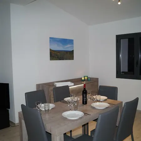 Cavour - Doppelhaushälfte * Budoni