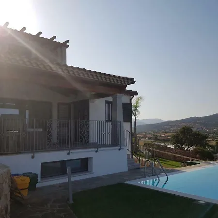 Cavour - Doppelhaushaelfte