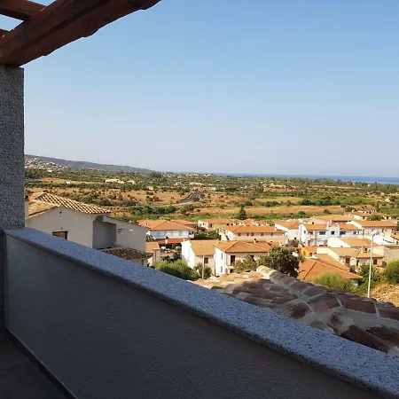 Cavour - Doppelhaushaelfte * Budoni